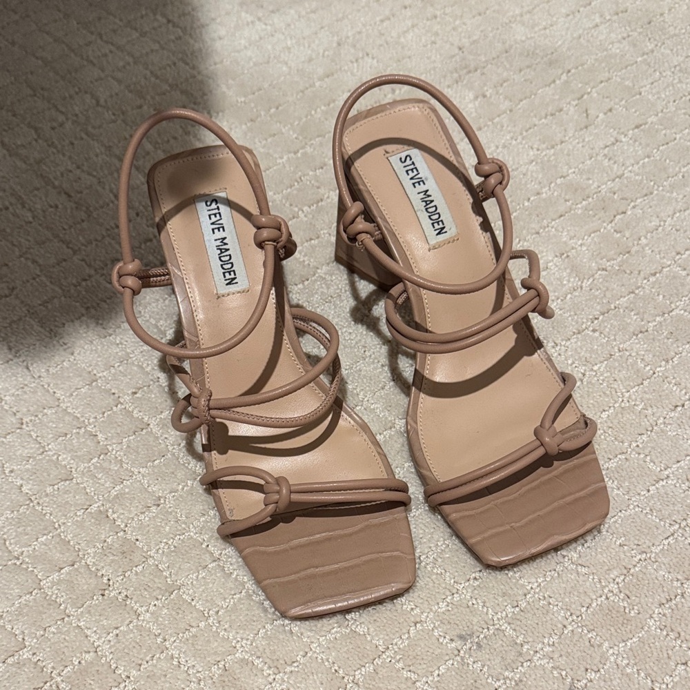 Steve Madden Women's Tan / Nude Strappy Heels